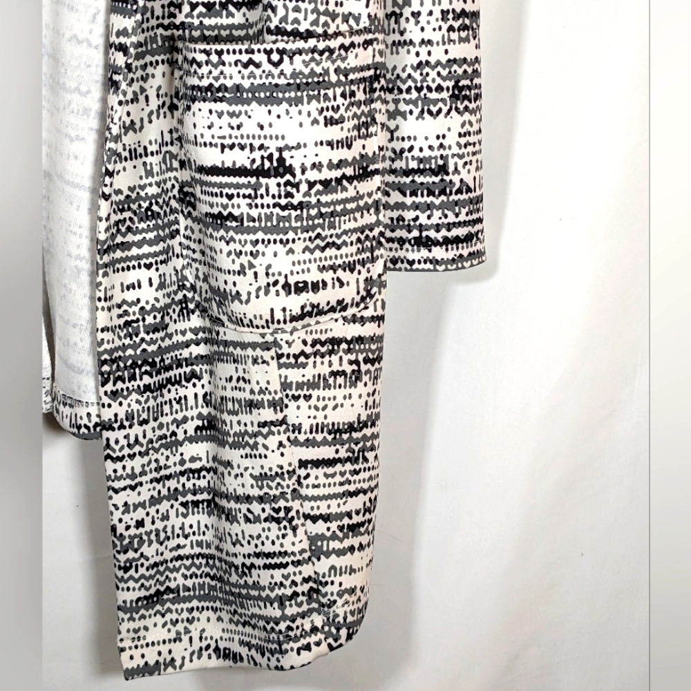 Lularoe Gwen Blazer Open Front Size Large - image 4